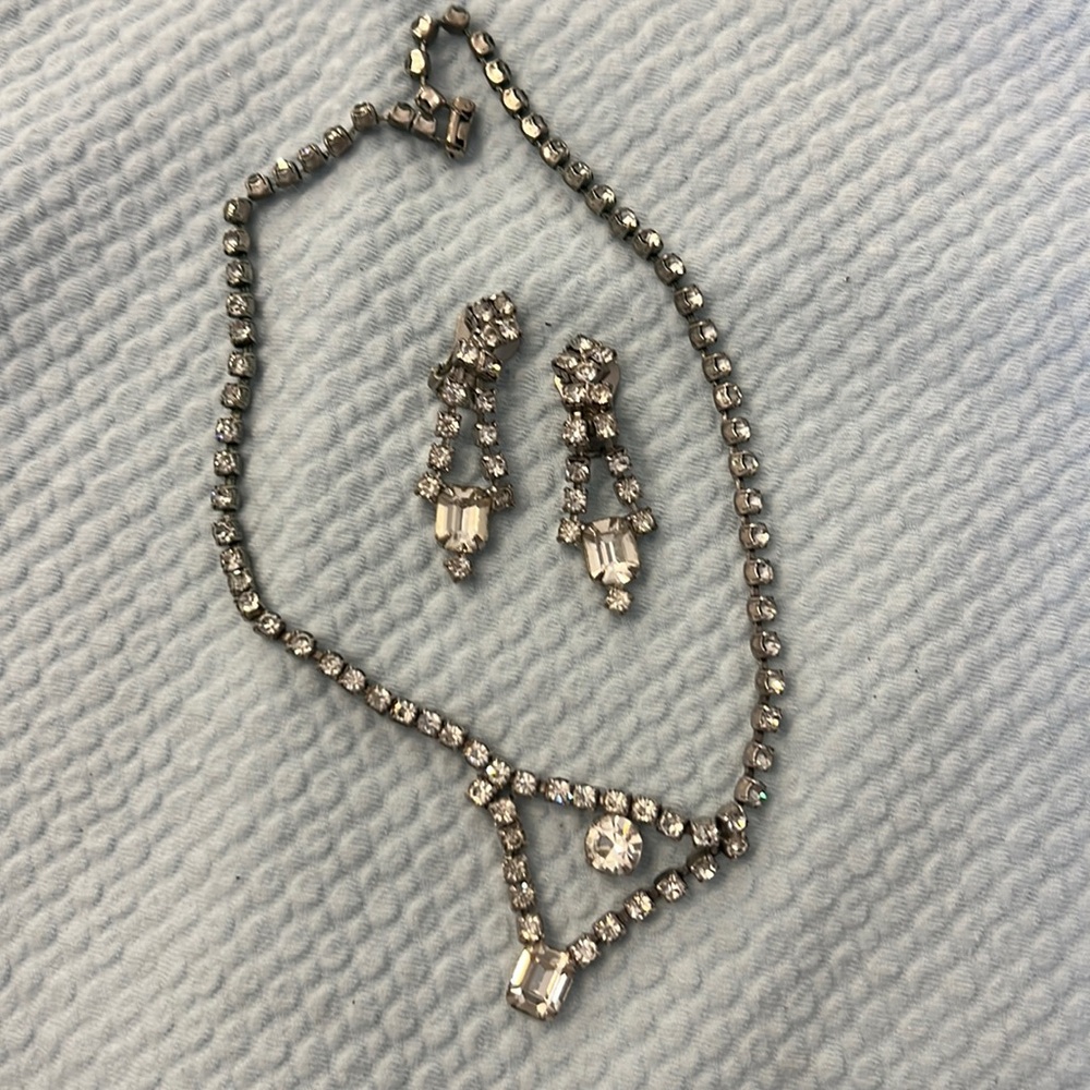 Vintage 1950s Kramer Rhinestone Necklace